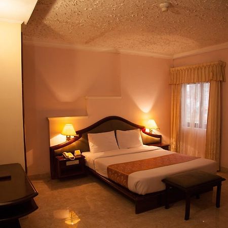 Golf 1 Hotel Da Lat Zewnętrze zdjęcie