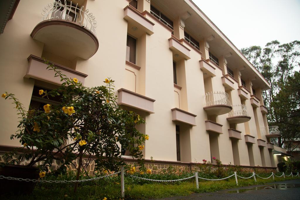 Golf 1 Hotel Da Lat Zewnętrze zdjęcie
